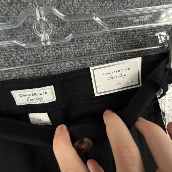 NWT Charter Club Shorts Women Size 14 Black Pockets Cotton Stretch Classic Fit - Picture 10 of 13